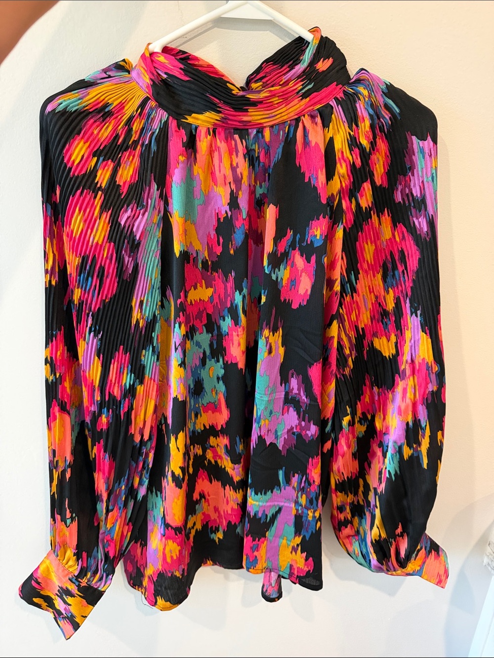 Black Multicolor Pleated Mock-Neck Blouse
